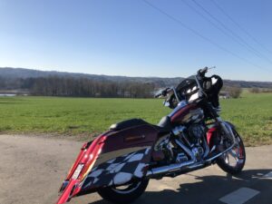 Harley-Davidson FLHX StreetGlide Bagger Umbau BigWheel
