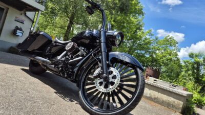 Harley-Davidson Bagger, SMT Wheels, Midland Luftfilter, Burleigh Higbhall Apehanger, BiwWheel